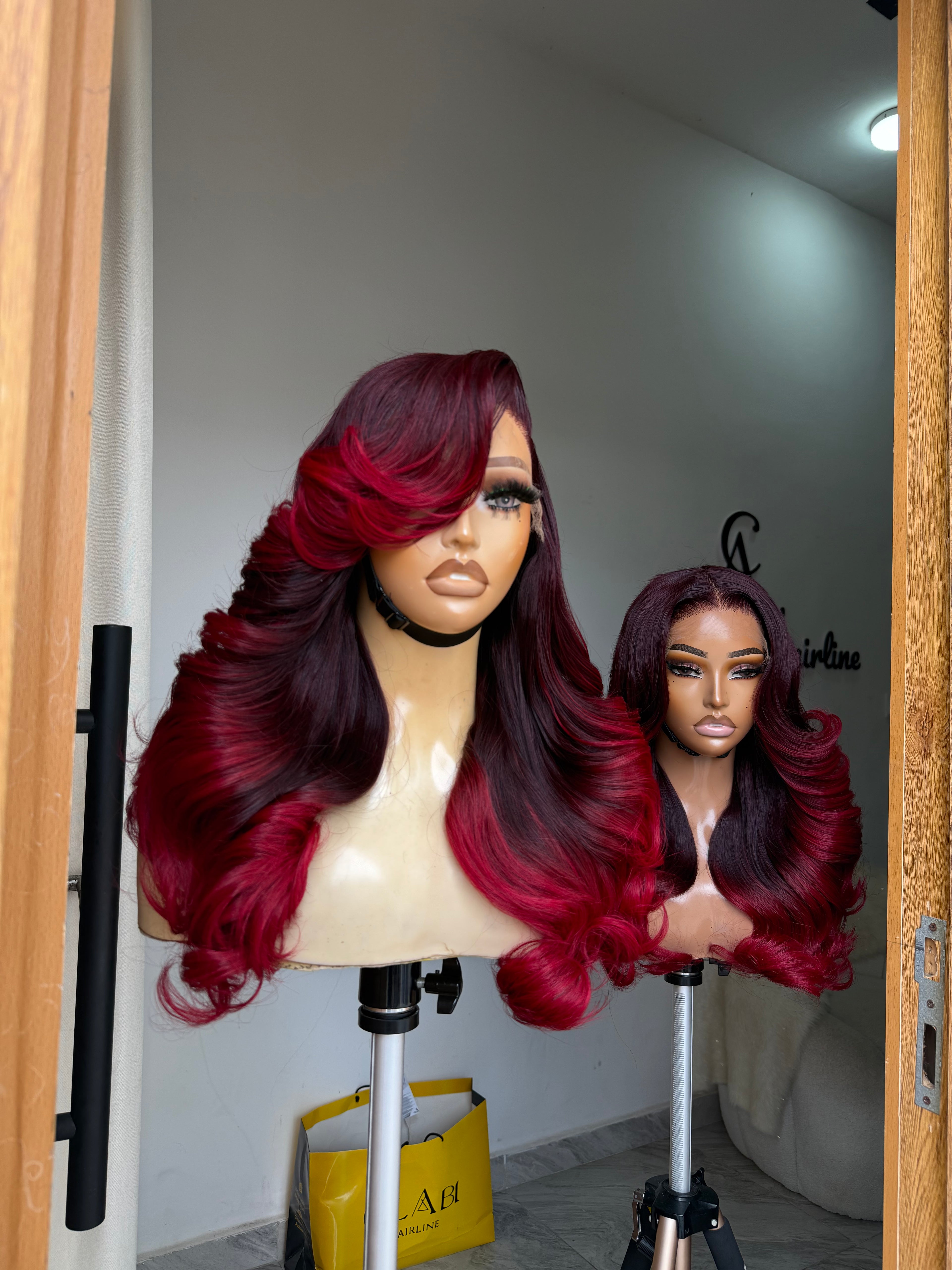 Two toned red wavy b